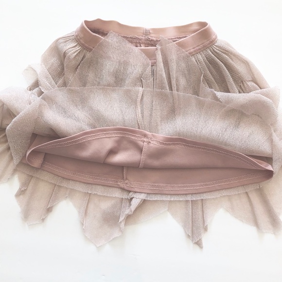 Pink 3-Layer Mesh Shirt w/ Asymmetric Hem 3T - Picture 5 of 7